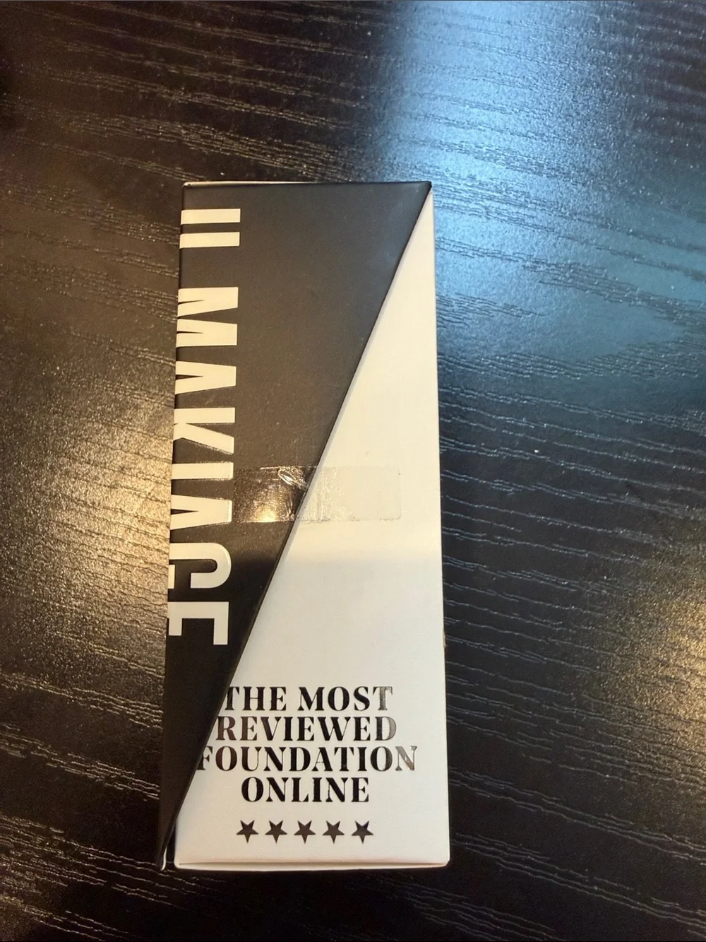 IL MAKIAGE Flawless Base Foundation - Black Packaging with White Logo